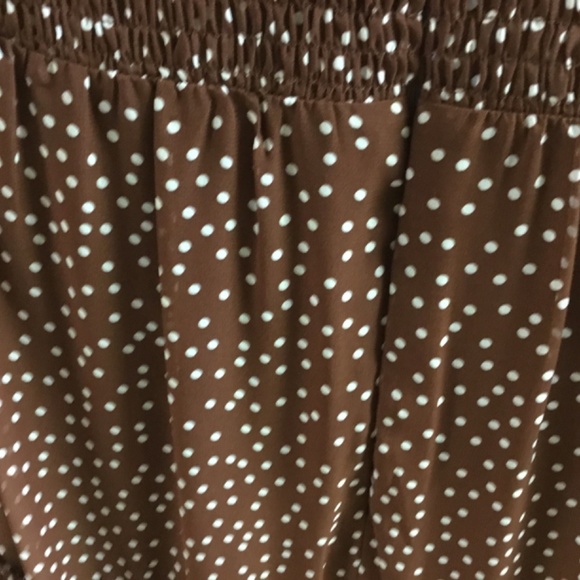 Sleeveless Polka Dot Dress - Picture 3 of 4